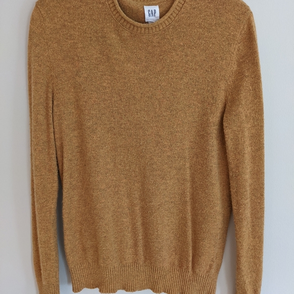GAP Sweater - Picture 2 of 5